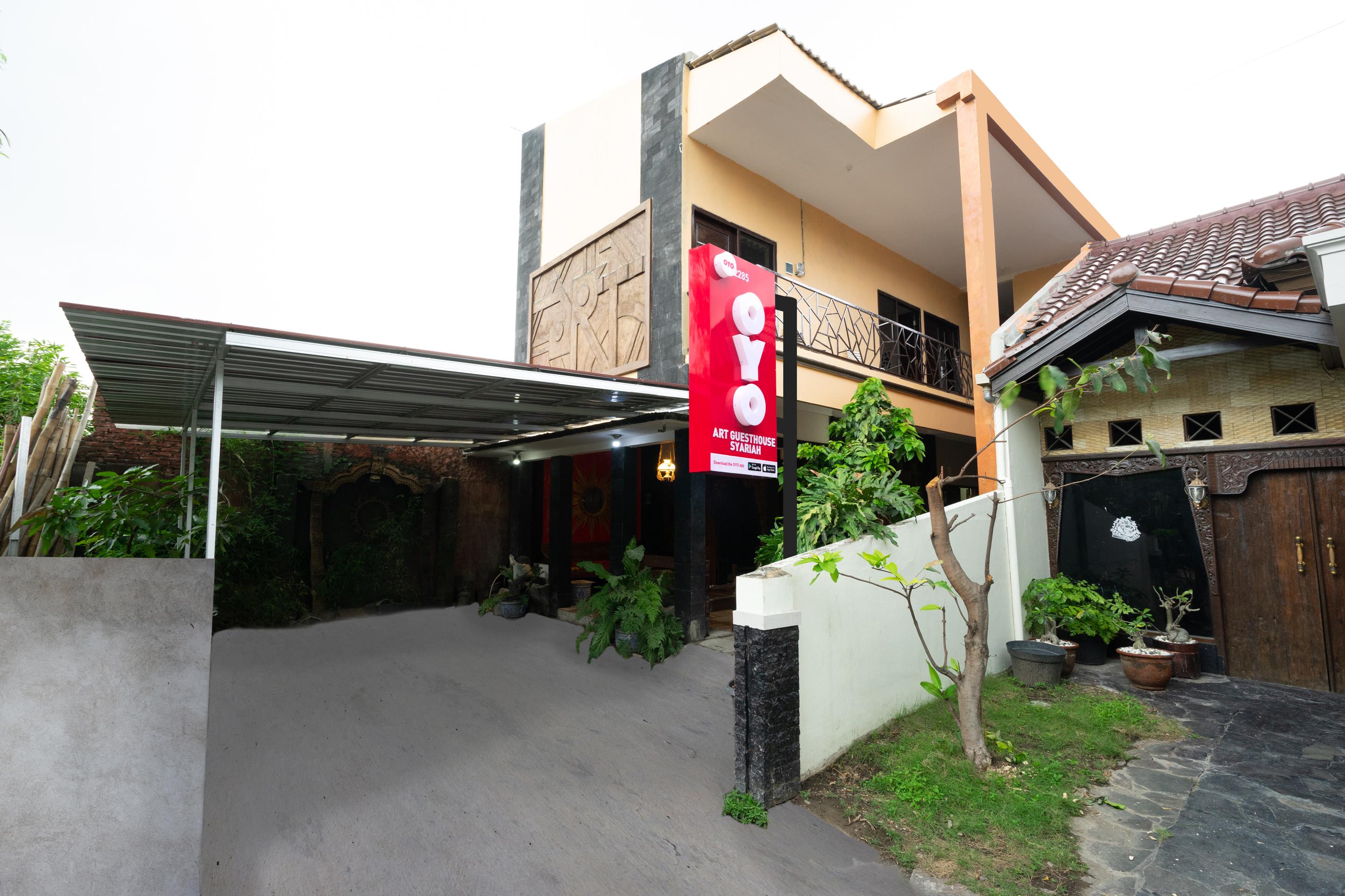 Oyo 2285 Art Guest House Syariah Yogyakarta Bagian luar foto